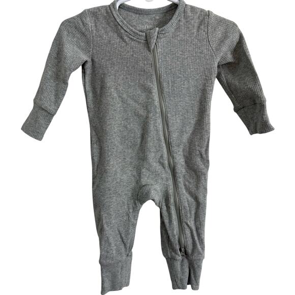 Little Bipsy Charcoal Gray Ribbed 2-Way Zip Romper Size 3-6 Months - Picture 2 of 5